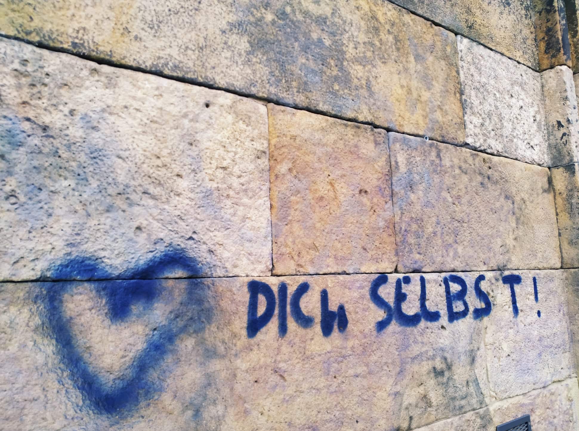 Ich l(i)ebe besser auf Distanz…